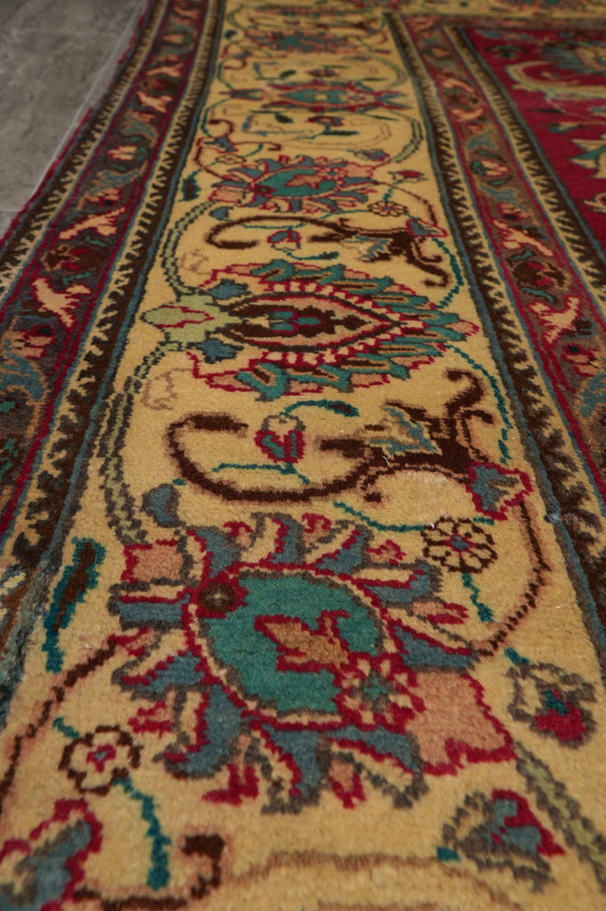 9.3 x 10.4 Squarish Persian Tabriz Rug #PIX-16627