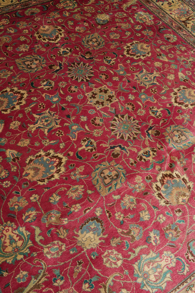 9.3 x 10.4 Squarish Persian Tabriz Rug #PIX-16627