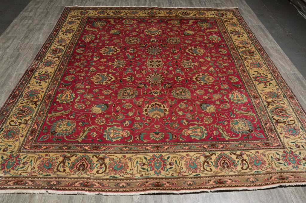 9.3 x 10.4 Squarish Persian Tabriz Rug #PIX-16627