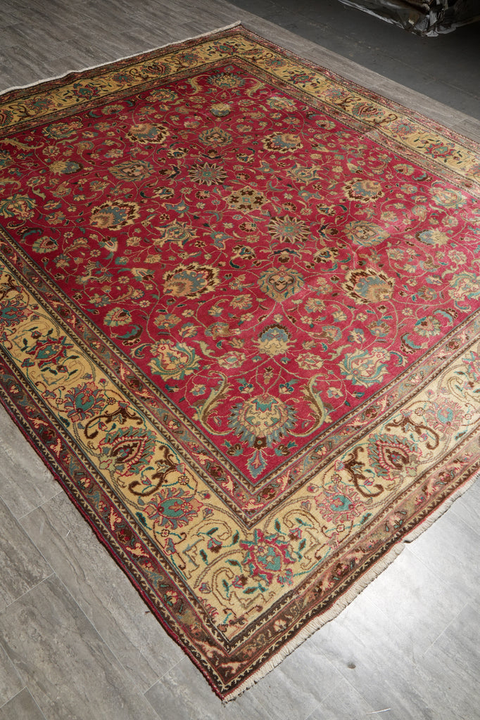 9.3 x 10.4 Squarish Persian Tabriz Rug #PIX-16627
