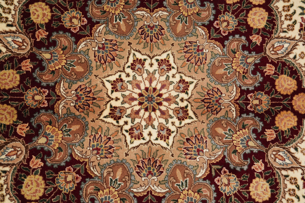 8.6 x 11.6 Ivory Lavar Wool & Silk Fine Quality Rug 18516