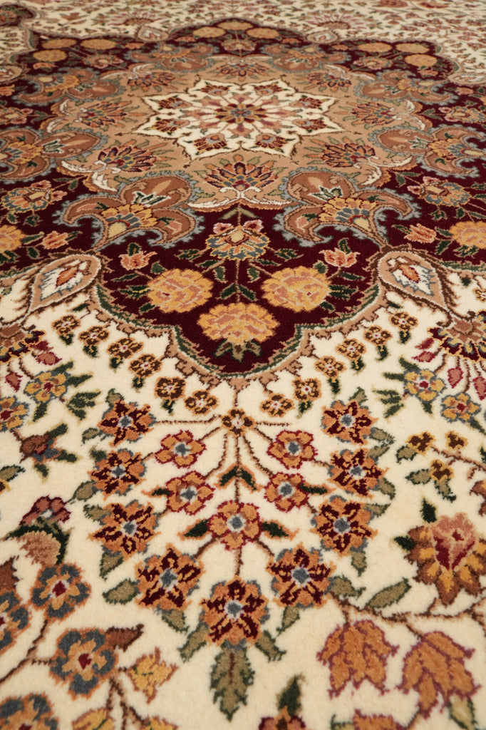 8.6 x 11.6 Ivory Lavar Wool & Silk Fine Quality Rug 18516