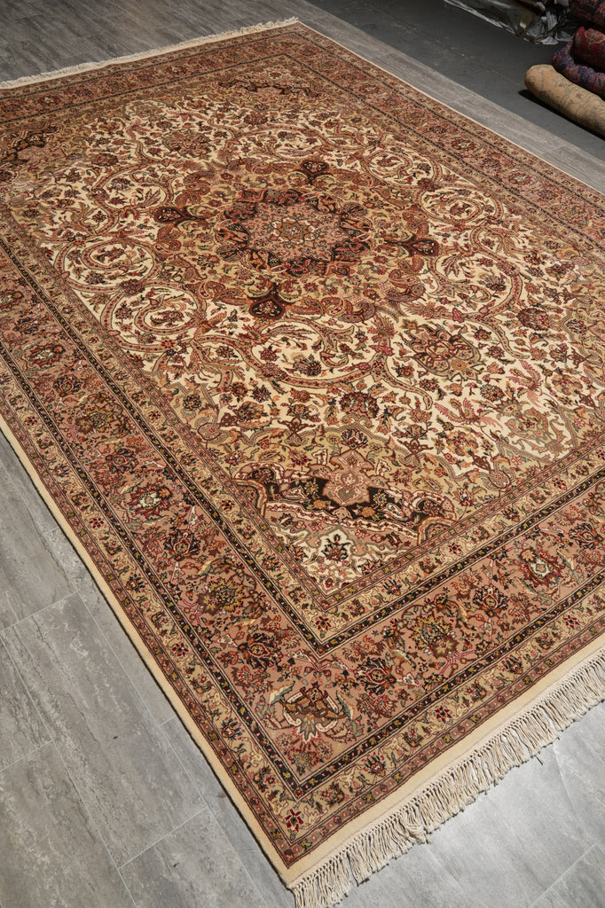 8.5 x 11.7 Ivory High End Wool & Silk Sino Tabriz Rug 17448