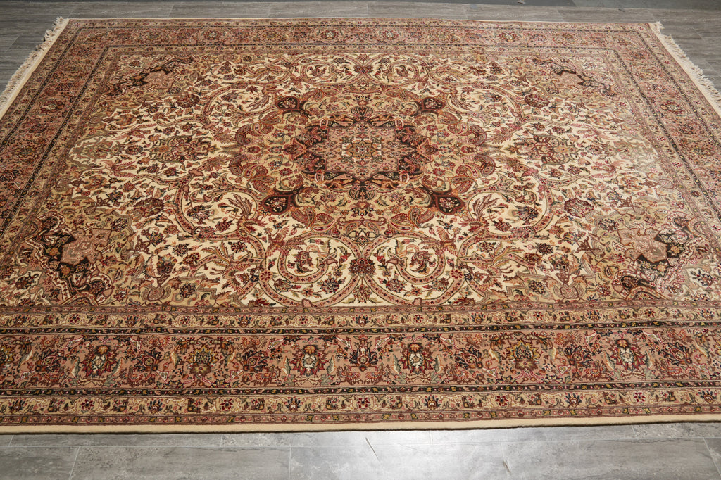 8.5 x 11.7 Ivory High End Wool & Silk Sino Tabriz Rug 17448