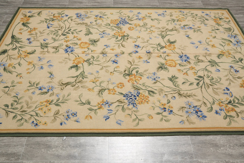 6 x 9 Beige Needlepoint Floral Beautiful Rug 4004