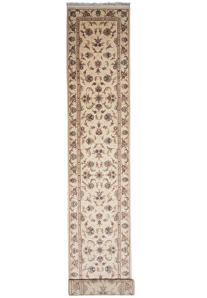 2.6 x 20 Feet High Quality Wool and Silk Runner