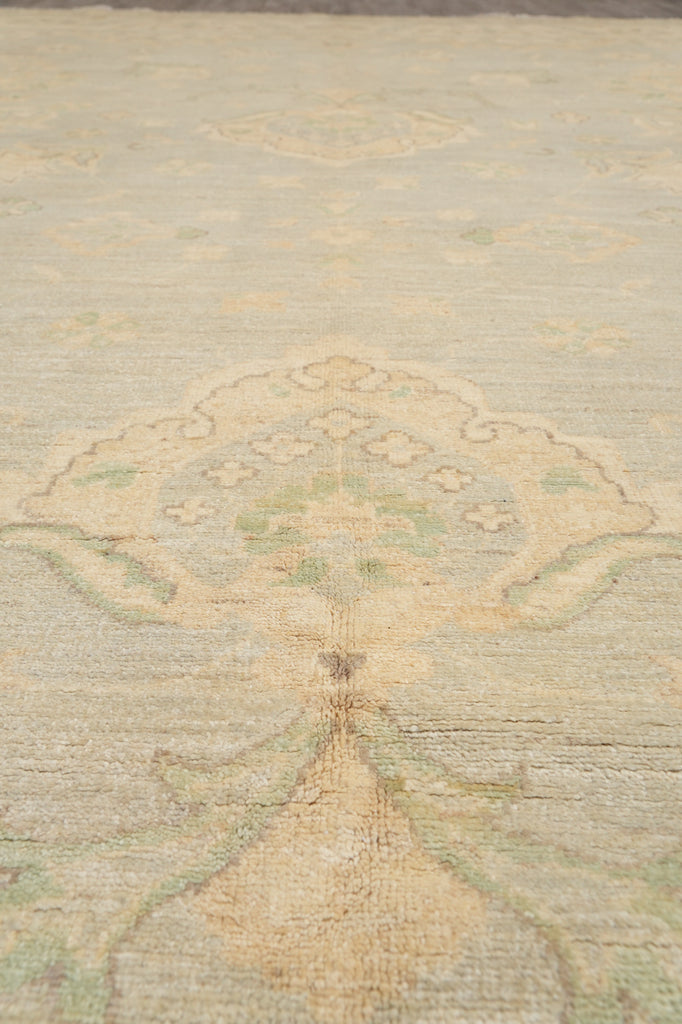 9 x 11.8 Soft Light Green Transitional Chobi Zigler Rug #PIX-28485