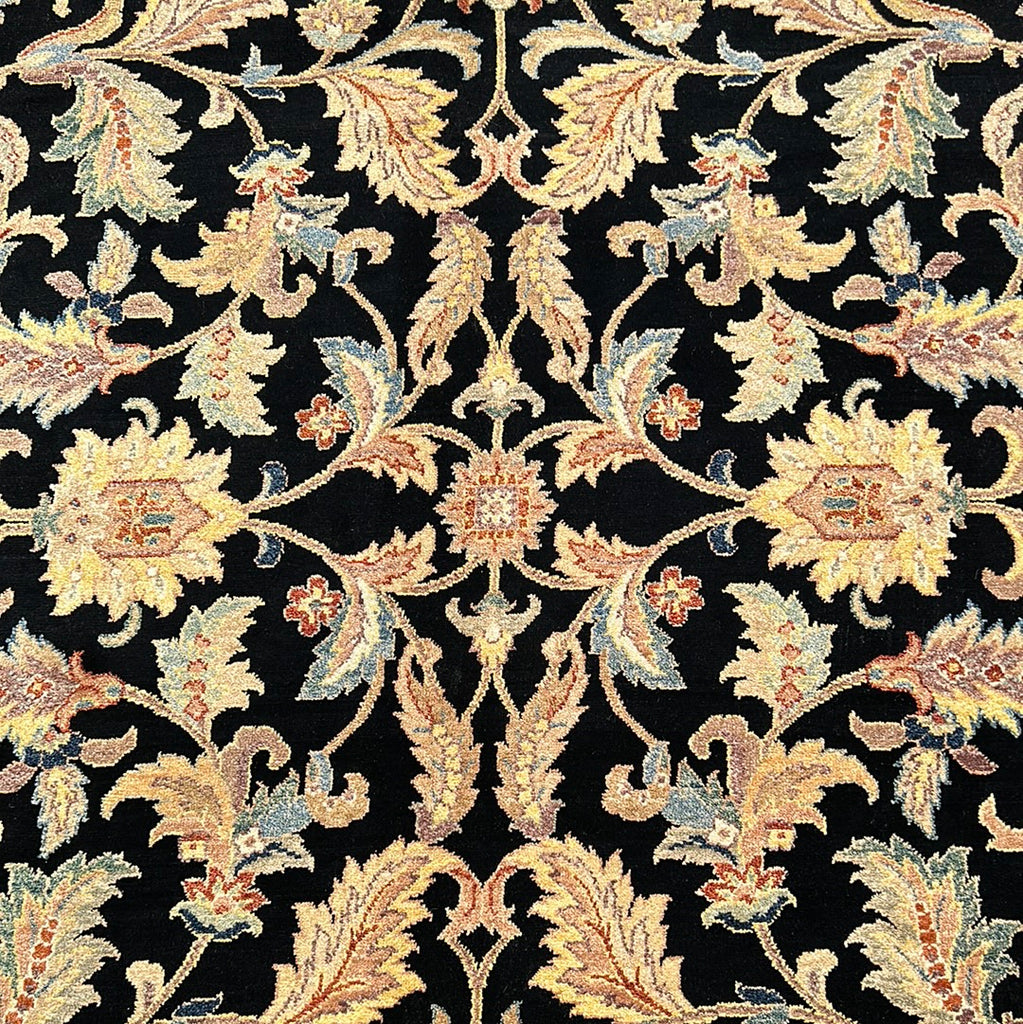 10 x 14 Quality Handmade Black Vegetable Dyed Handmade Wool Rug 17308