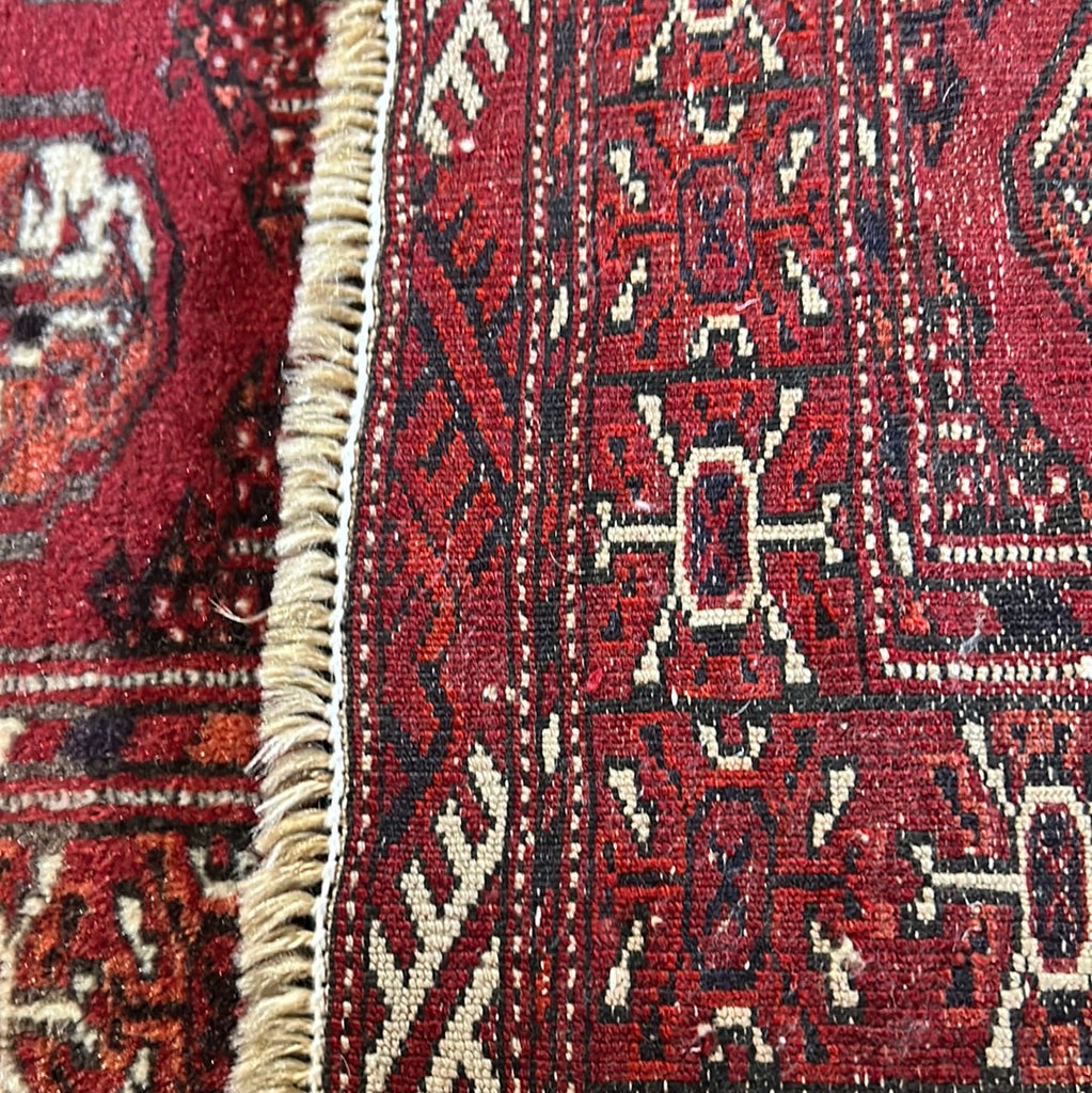 2.4 x 3.1 Red Persian Turkeman Rug 81970