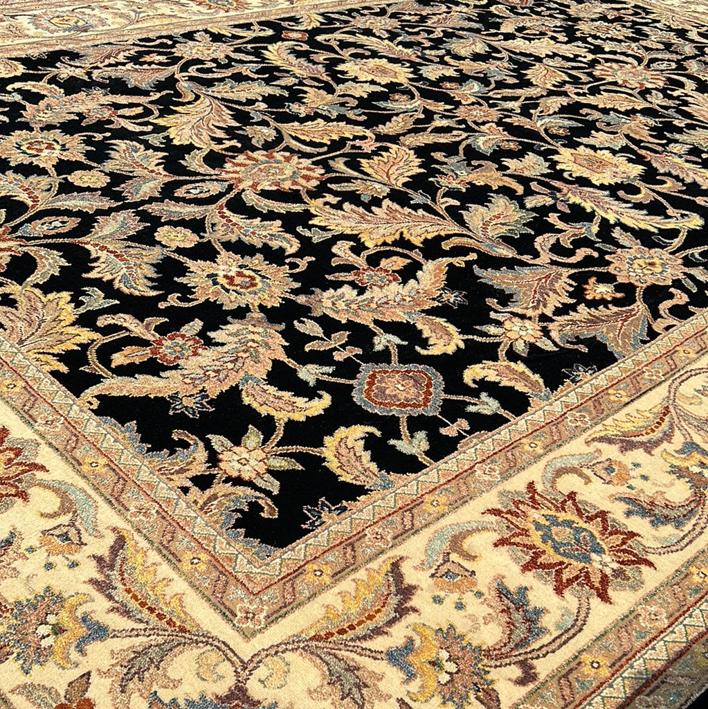 10 x 14 Quality Handmade Black Vegetable Dyed Handmade Wool Rug 17308