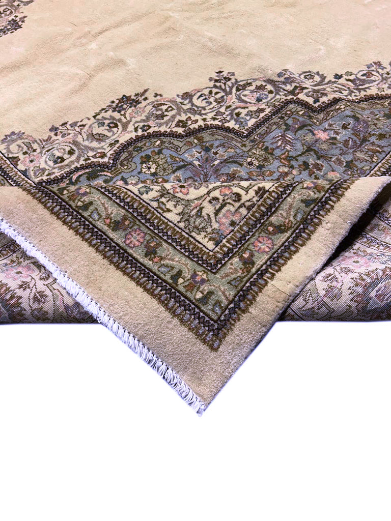 9.3 x 16.6 Large Ivory Semi-Antique Persian Kerman 78868