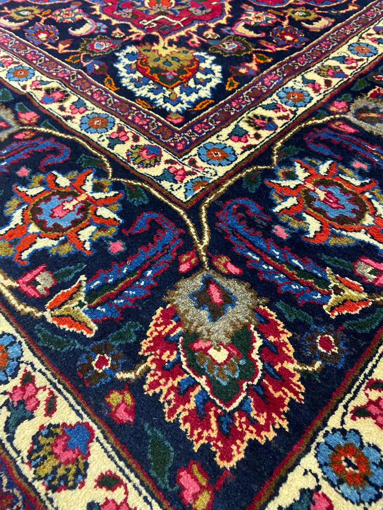 9.8 x 10.3 Square Persian Rug Signed Traditional Burgundy Blue #F-6974