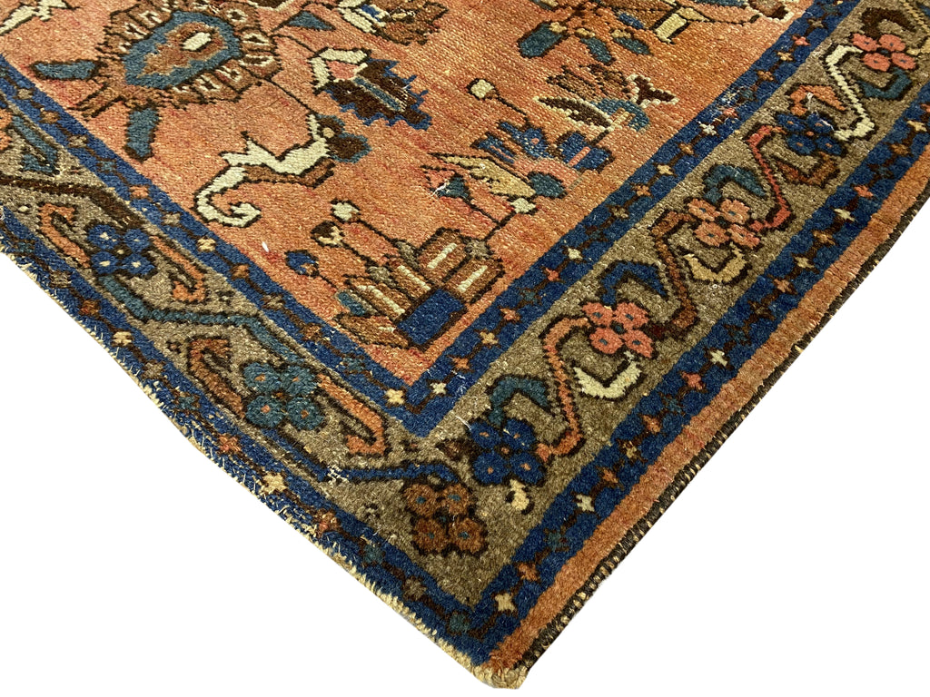  Luxurious-Antique-Persian-Sarouk-Rug.jpg 