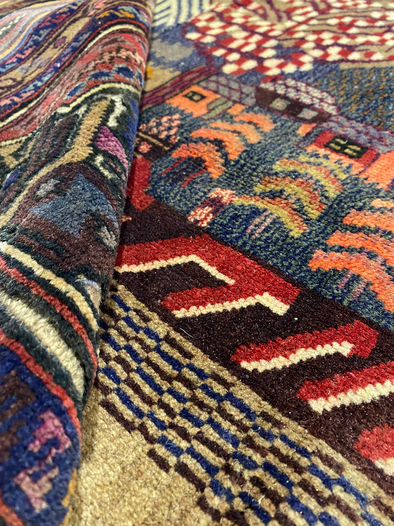 6.2 x 8.8 Pictorial Persian Rug 15197