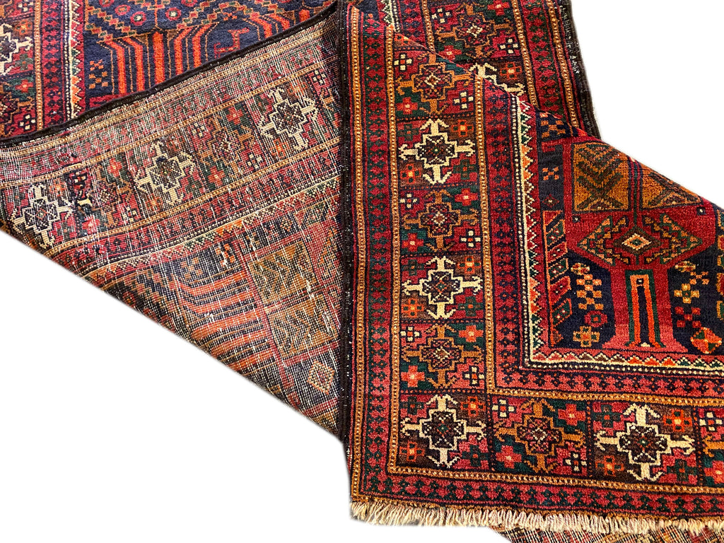 Luxurious-Baluchi-Runner-Rug.jpg 