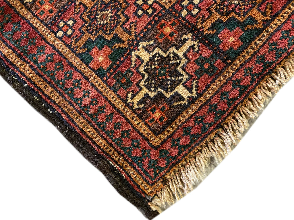 Luxurious-Baluchi-Runner-Rug.jpg 