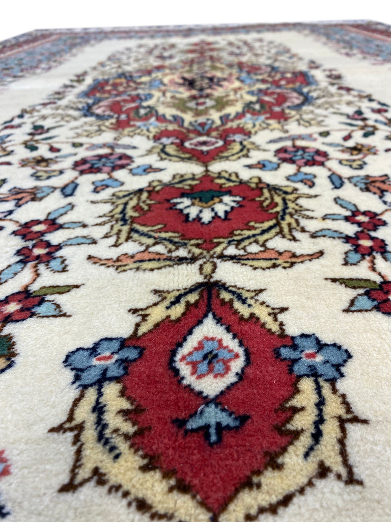 5.1 x 8.10 Persian Kerman Rug #LA-53293