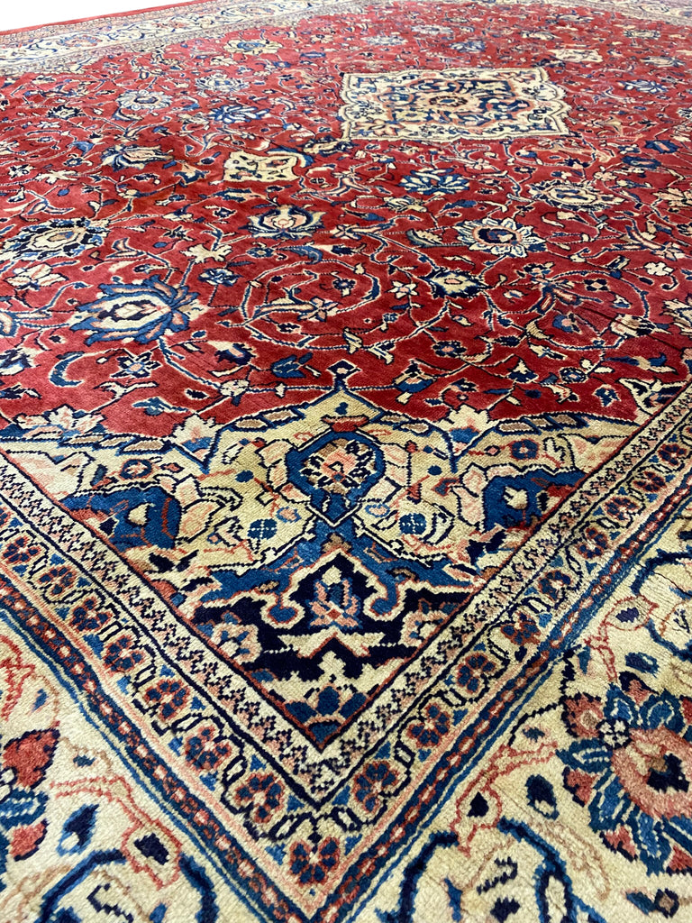 10' x 13' Red Semi Antique Persian Sarouk Rug 1315