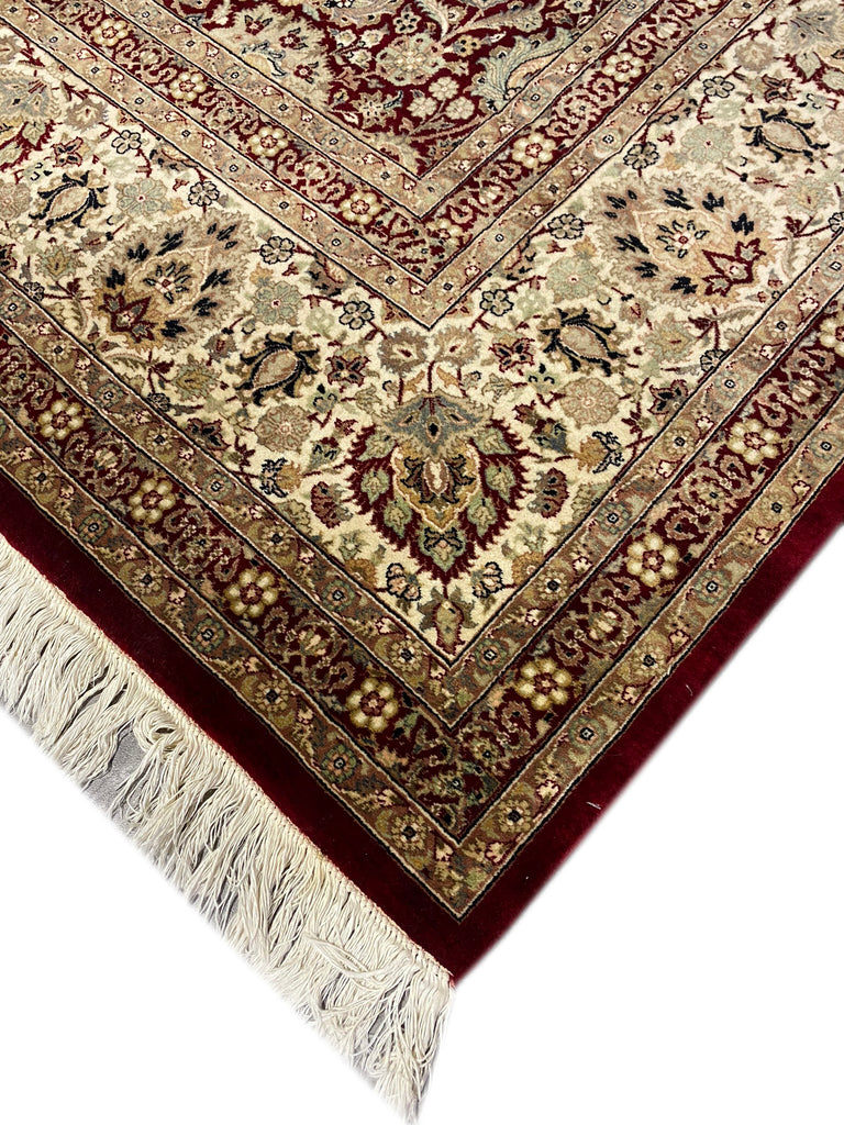 Luxurious-Handmade-Wool-Silk-Rug.jpg 
