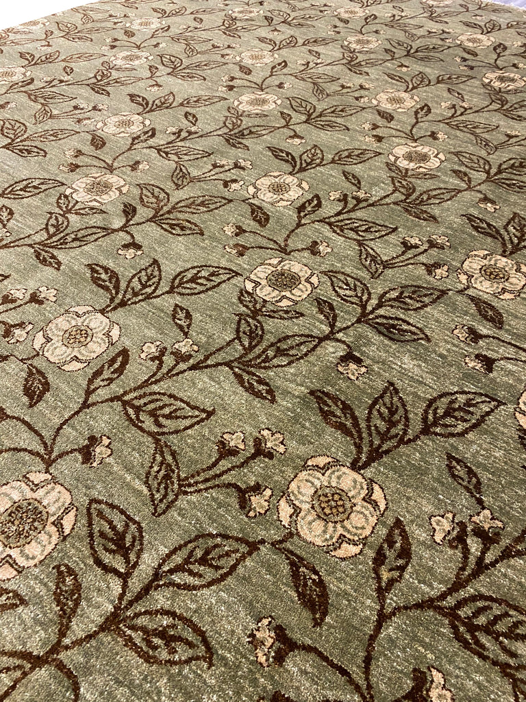 Luxurious-Authentic-Agra-Rug.jpg 