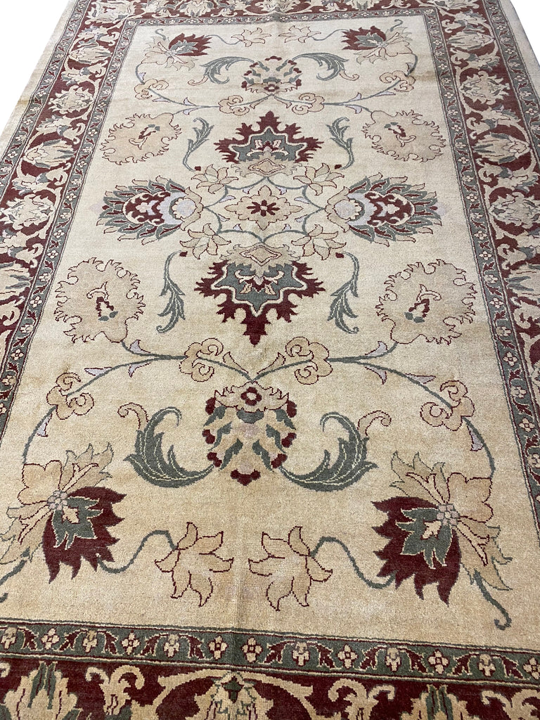 Luxurious-Chobi-Peshawar-Ziglar-Rug.jpg 
