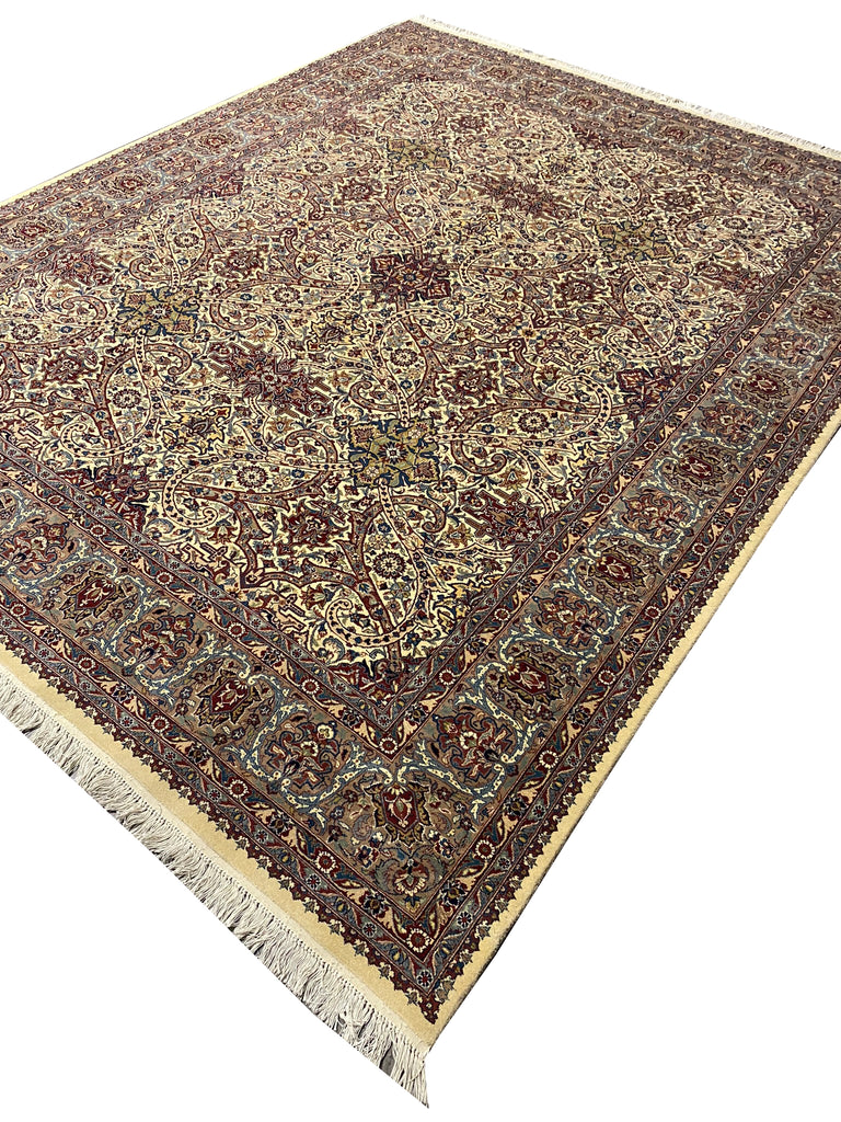 Luxurious-Dense-Weave-Agra-Rug.jpg 