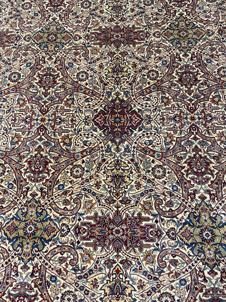 Luxurious-Dense-Weave-Agra-Rug.jpg 
