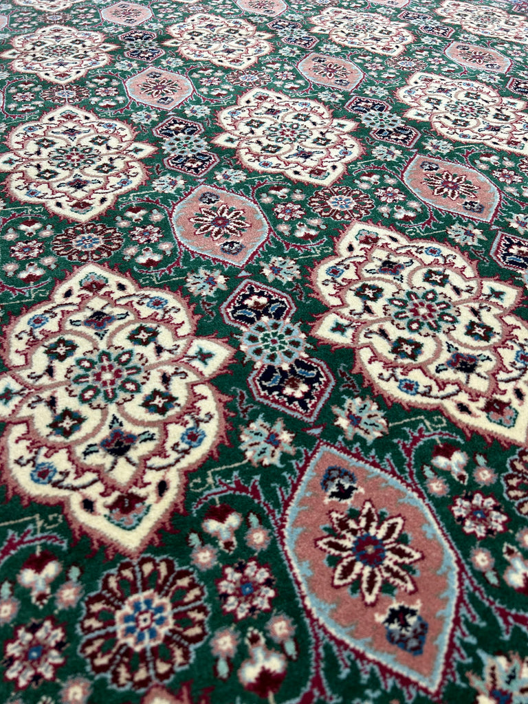 5.2 x 8.10 Basil Green New Quality Pakistan Rug 14130