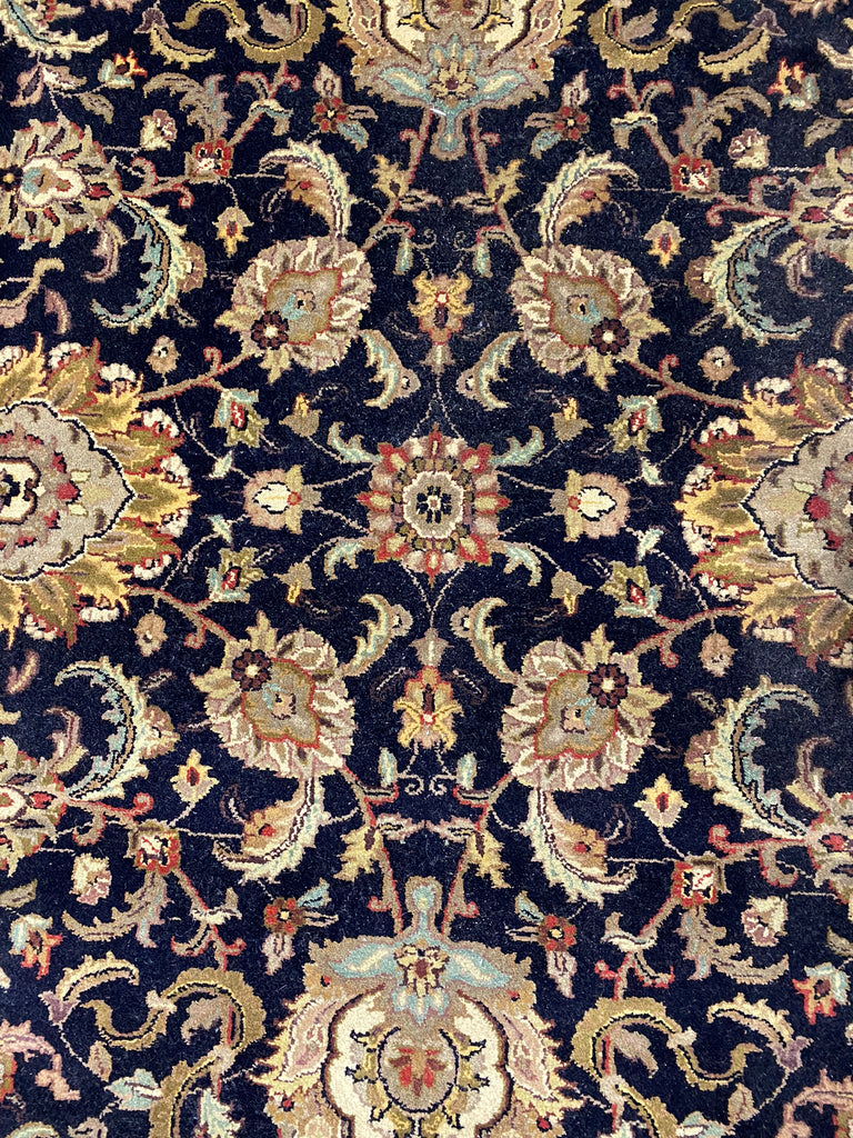 8.1 x 10.7 BLACK Handmade Agra Rug Natural Wool #F-6445