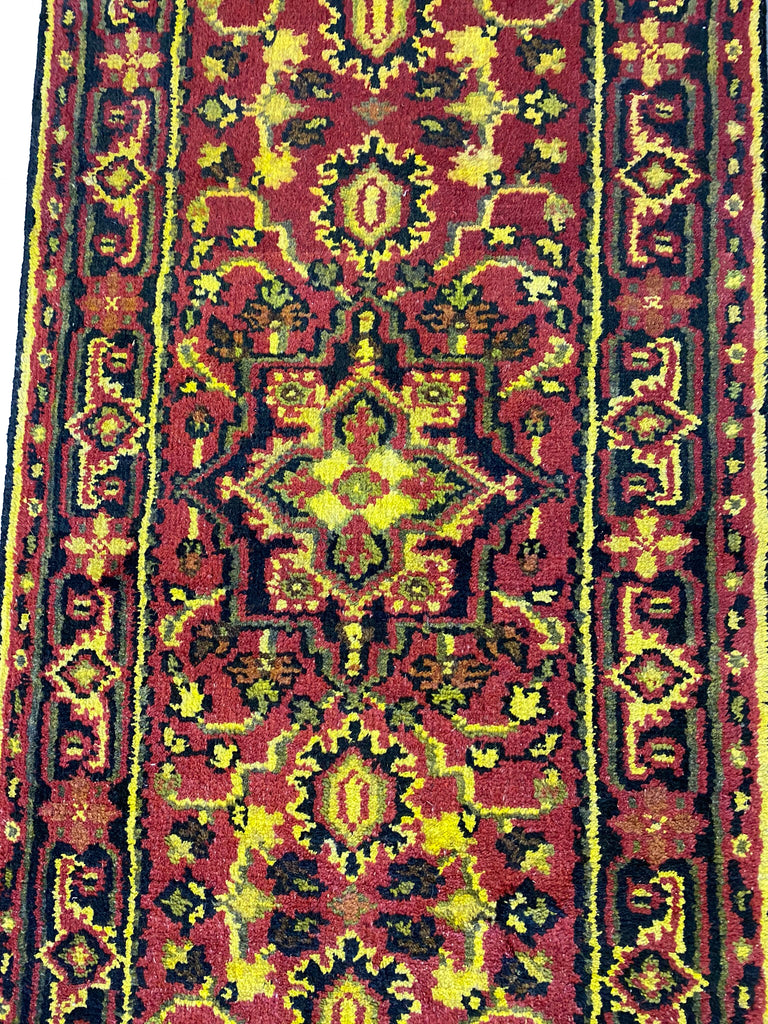 2.6 x 9.10 Runner Handmade Wool Area Rug #B-70420