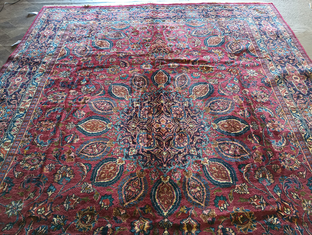 Persian-Sheik-Safi-Khorasan-Rug.jpg