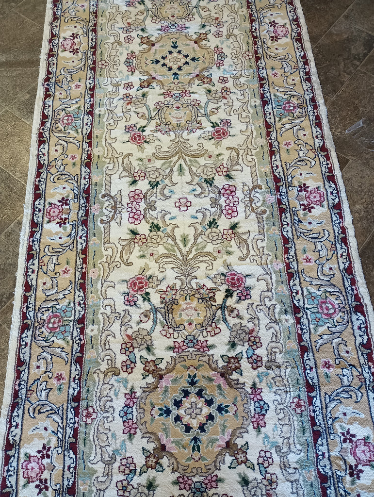 10'-Feet-Runner-bamboo-Silk-Hand-Knotted-Rug.jpg 