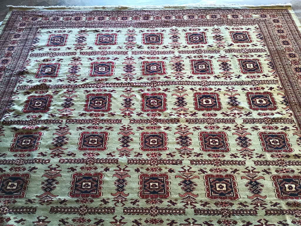 Authentic-Hand-knotted-Bokara-Rug.jpg
