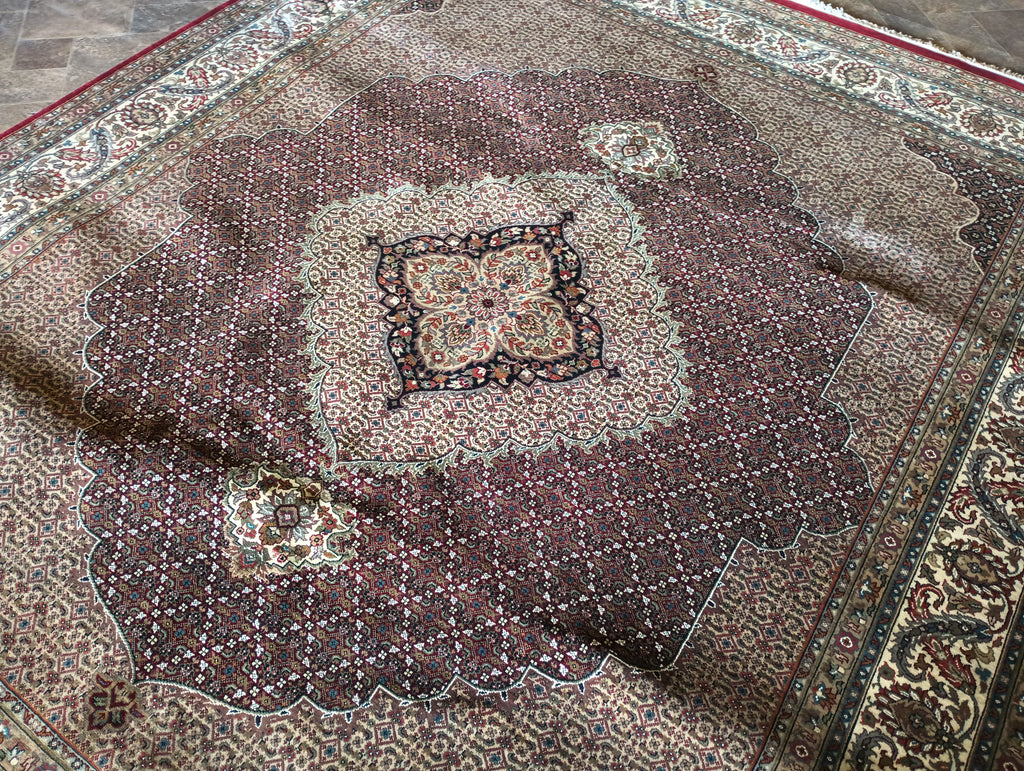 8.2 x 9.9 MAHI TABRIZ QUALITY RUG Wool and Silk Burgundy #F-5882
