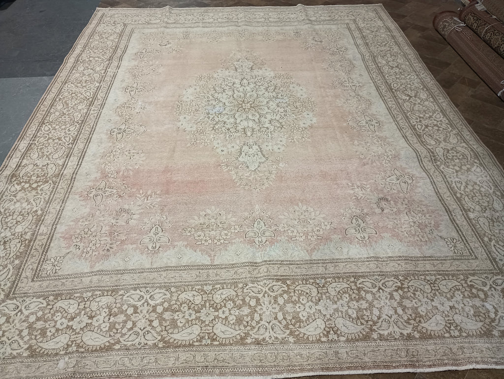 Light 9' x 12' Vintage Persian Kerman Rug Pale Faded Neutral Colors #F-5982