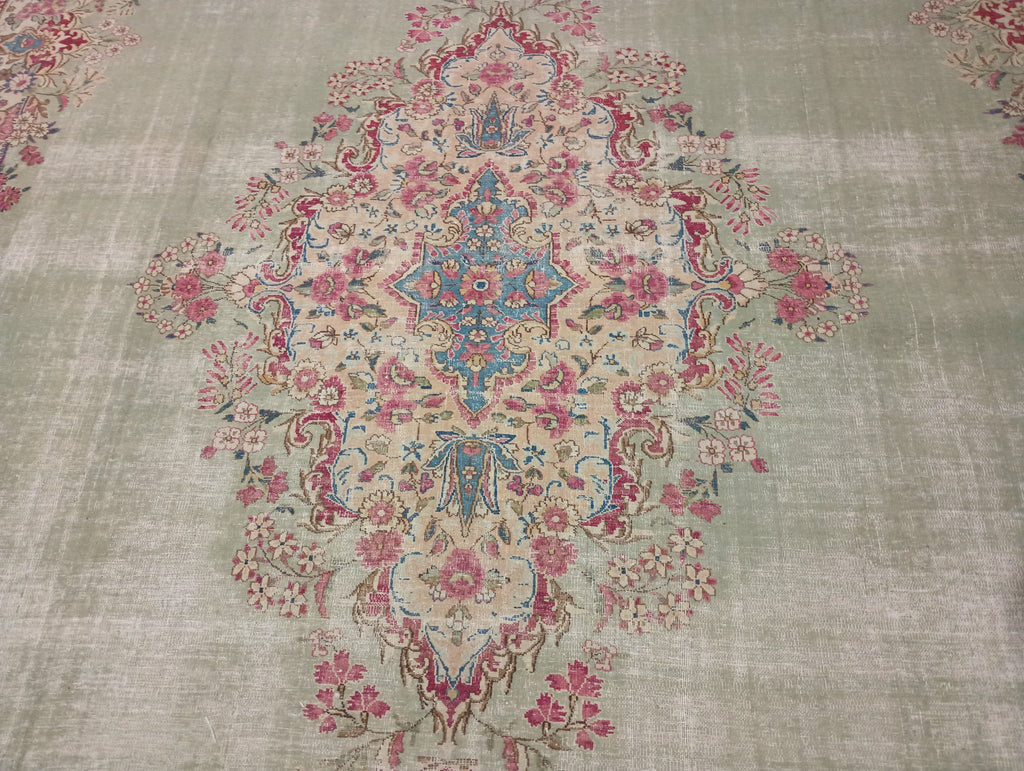 Luxurious-Persian-Kerman-Rug.jpg