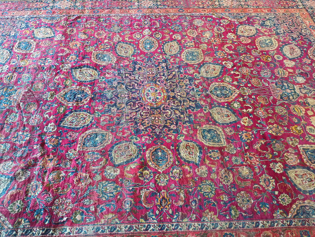 Authentic-Persian-Sheikh-Safi-Rug.jpg