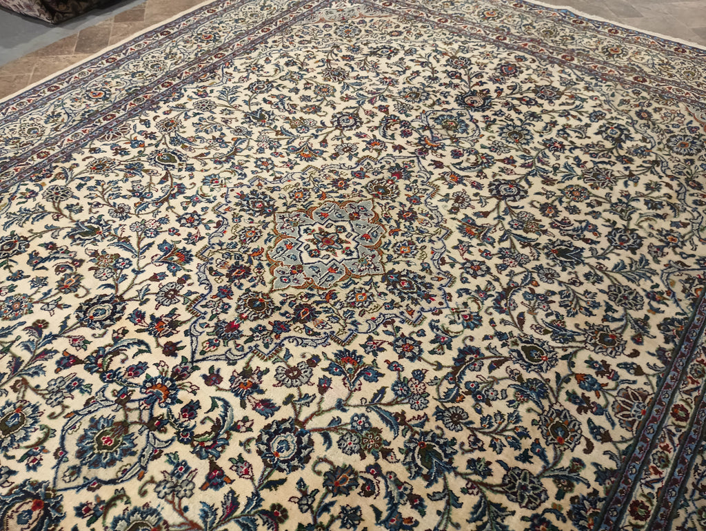 Light-Ivory-Persian-Kasha-Rug.jpg