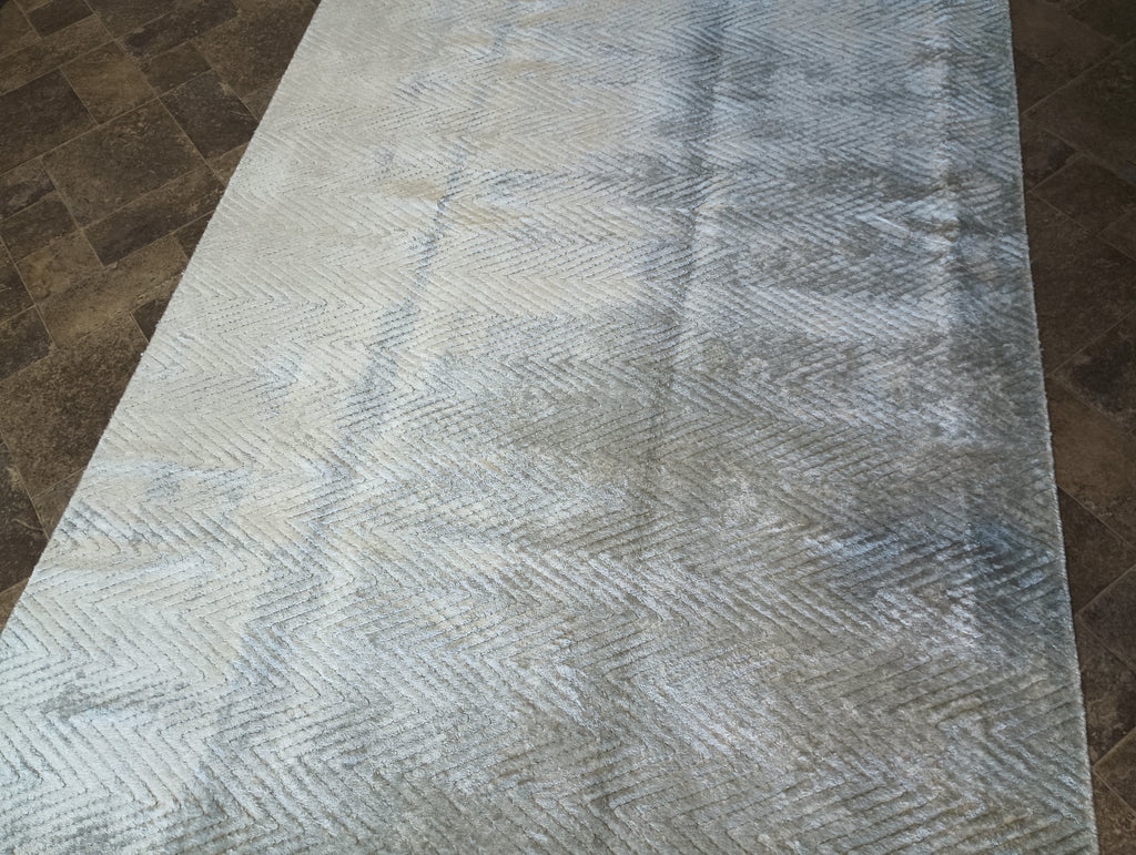 5 x 8.5 CONTEMORRAY Bamboo Silk Gray Rug #F-6093