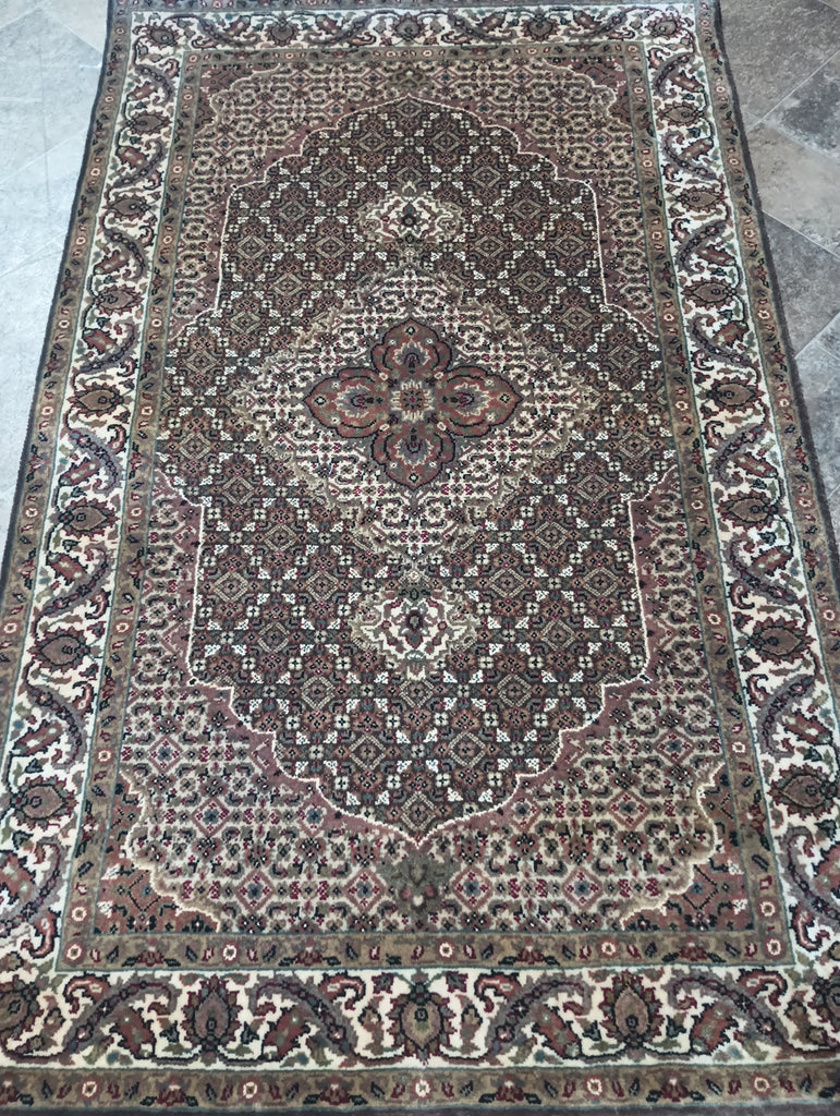 Fine-Quality-Handmade-Rug.jpg 