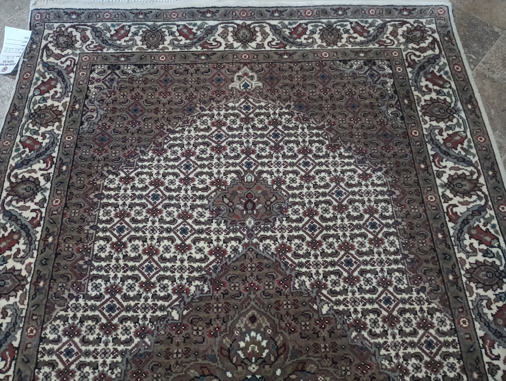 Fine-Quality-Wool-and-Silk-Rug.jpg