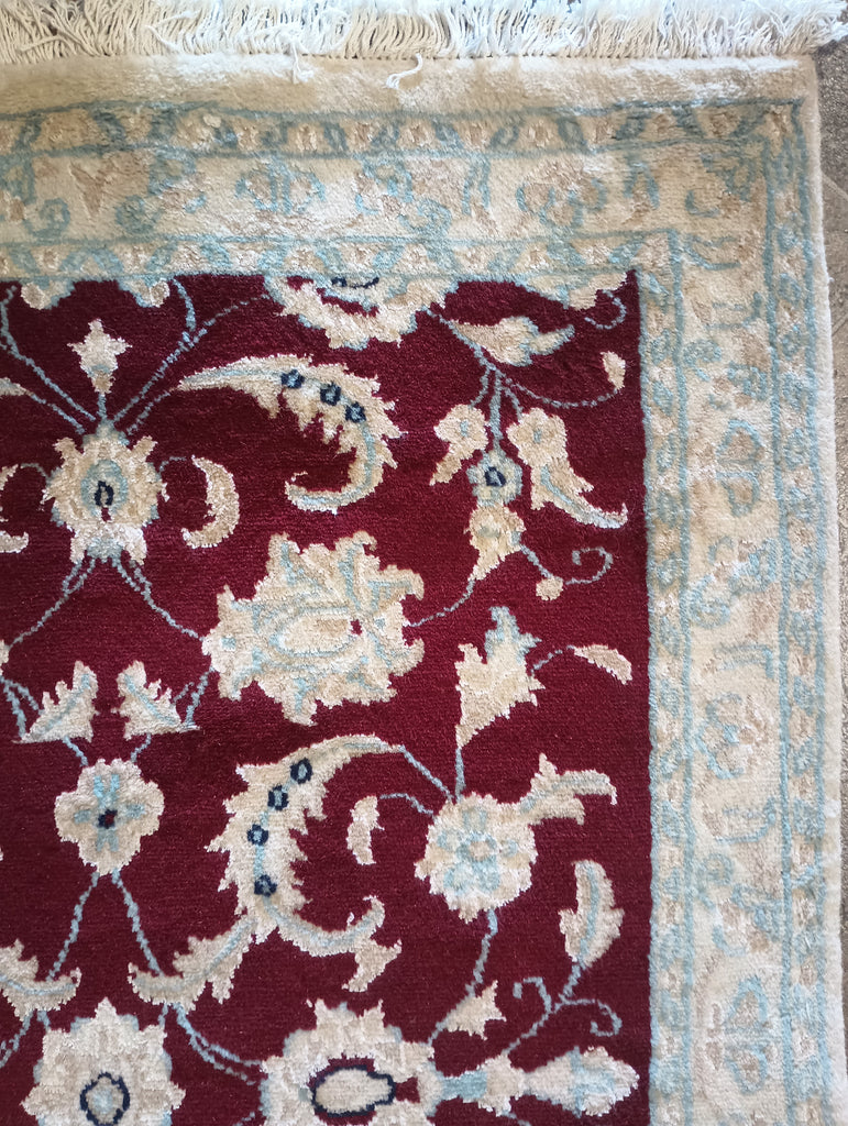 Runner-Persian-Nain-Wool-silk-ELEGANTE.jpg 