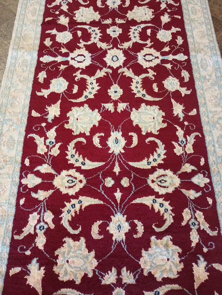 Runner-Persian-Nain-Wool-silk-ELEGANTE.jpg 