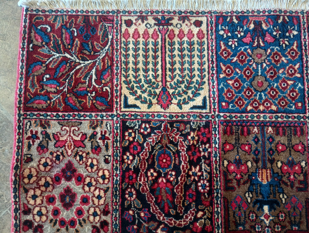  Luxurious-Persian-Bakhtiar-Rug.jpg
