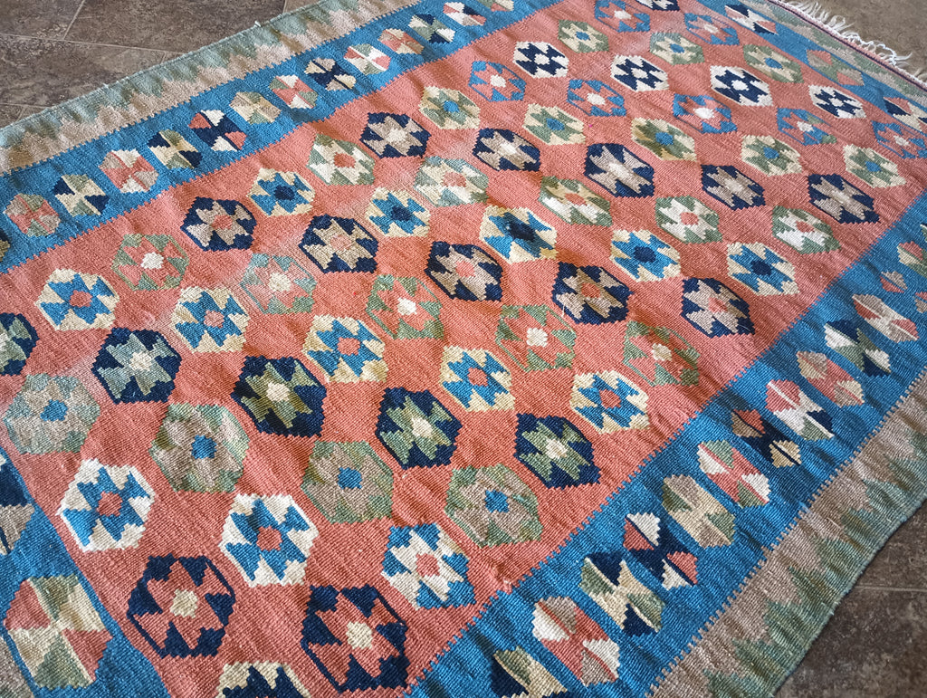 Authentic-Flat-Weave-Kilim-Rug.jpg 