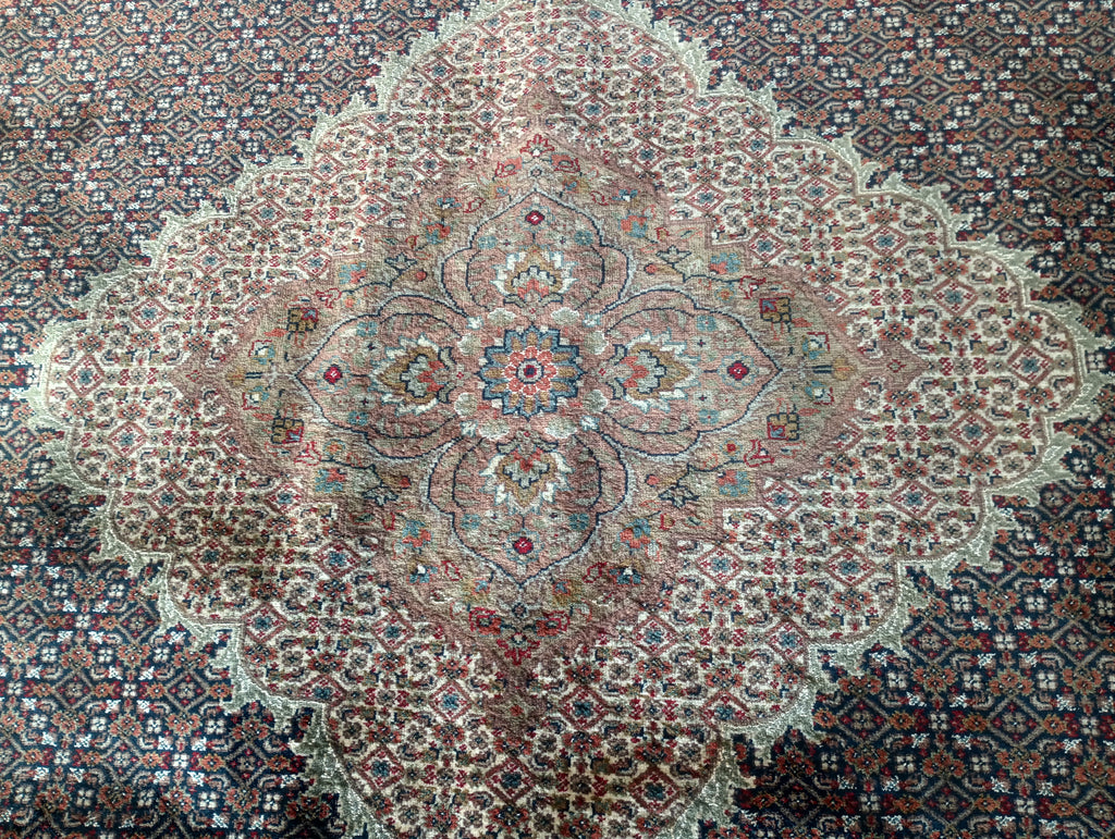 8.3 x 9.10 Quality Handmade Rug Wool and Silk BLACK #F-6273