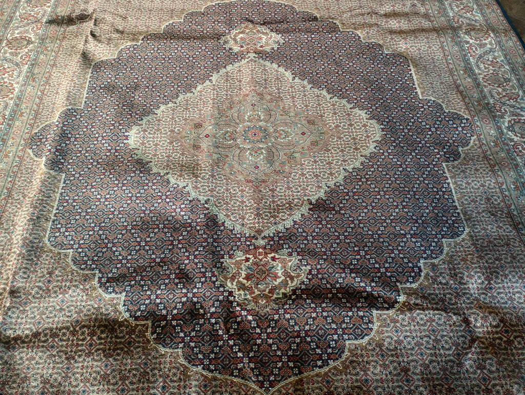 8.3 x 9.10 Quality Handmade Rug Wool and Silk BLACK #F-6273