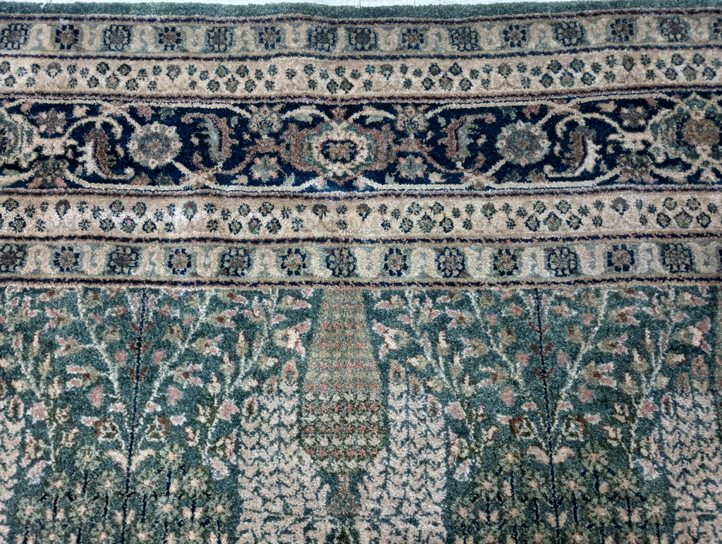 7.11 x 9.10 GREEN Ziglar new Rug #F-6280