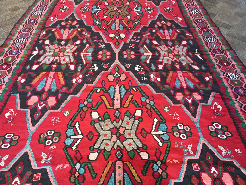 Luxurious-Authentic-Persan-Kilim-Rug.jpg