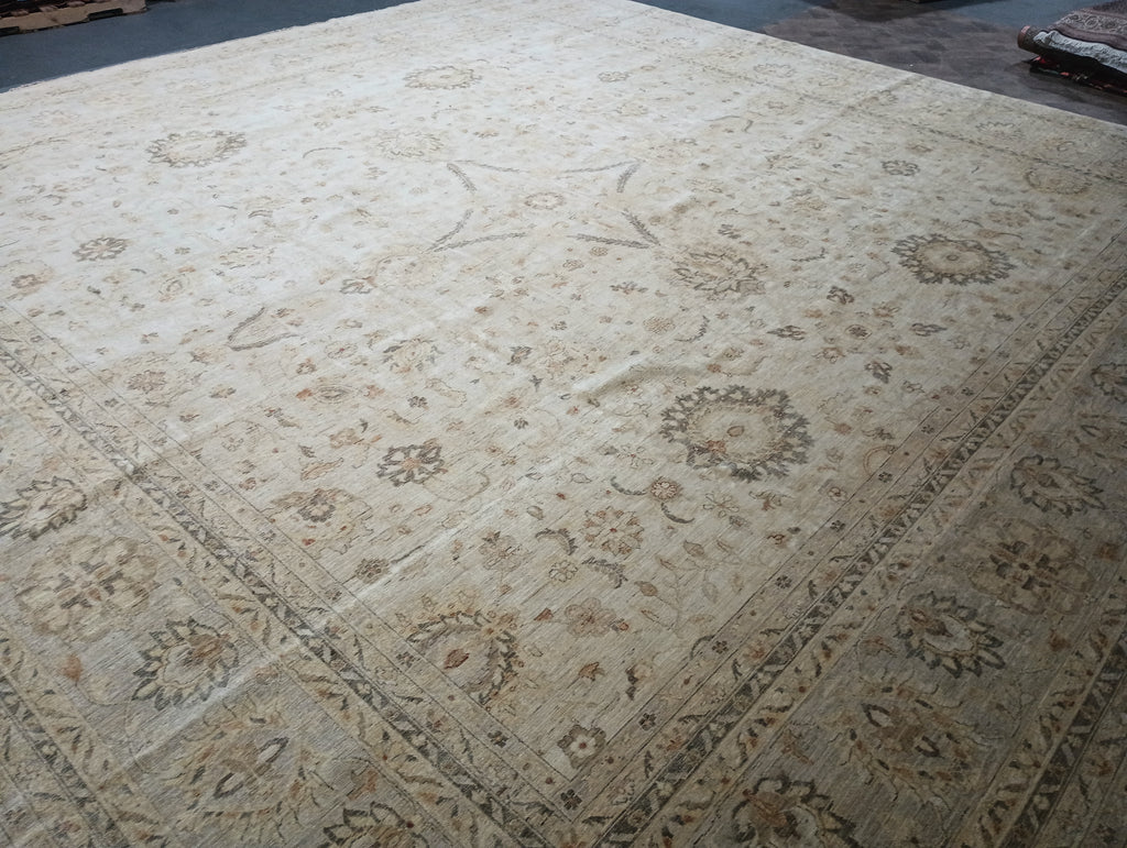 Luxurious-Authentic-Chobi-Peshawar-Rug.jpg